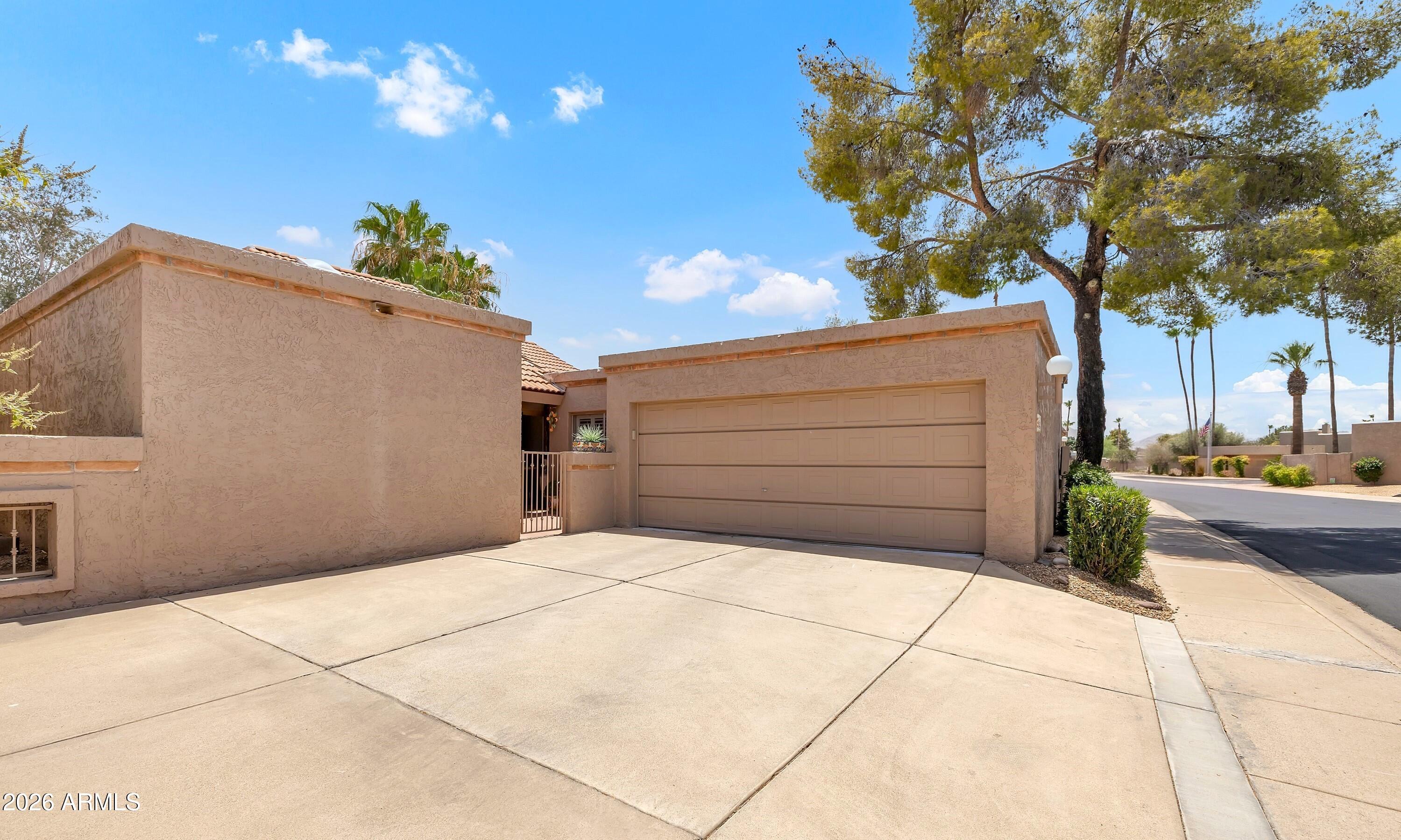 12611 N 41ST Place