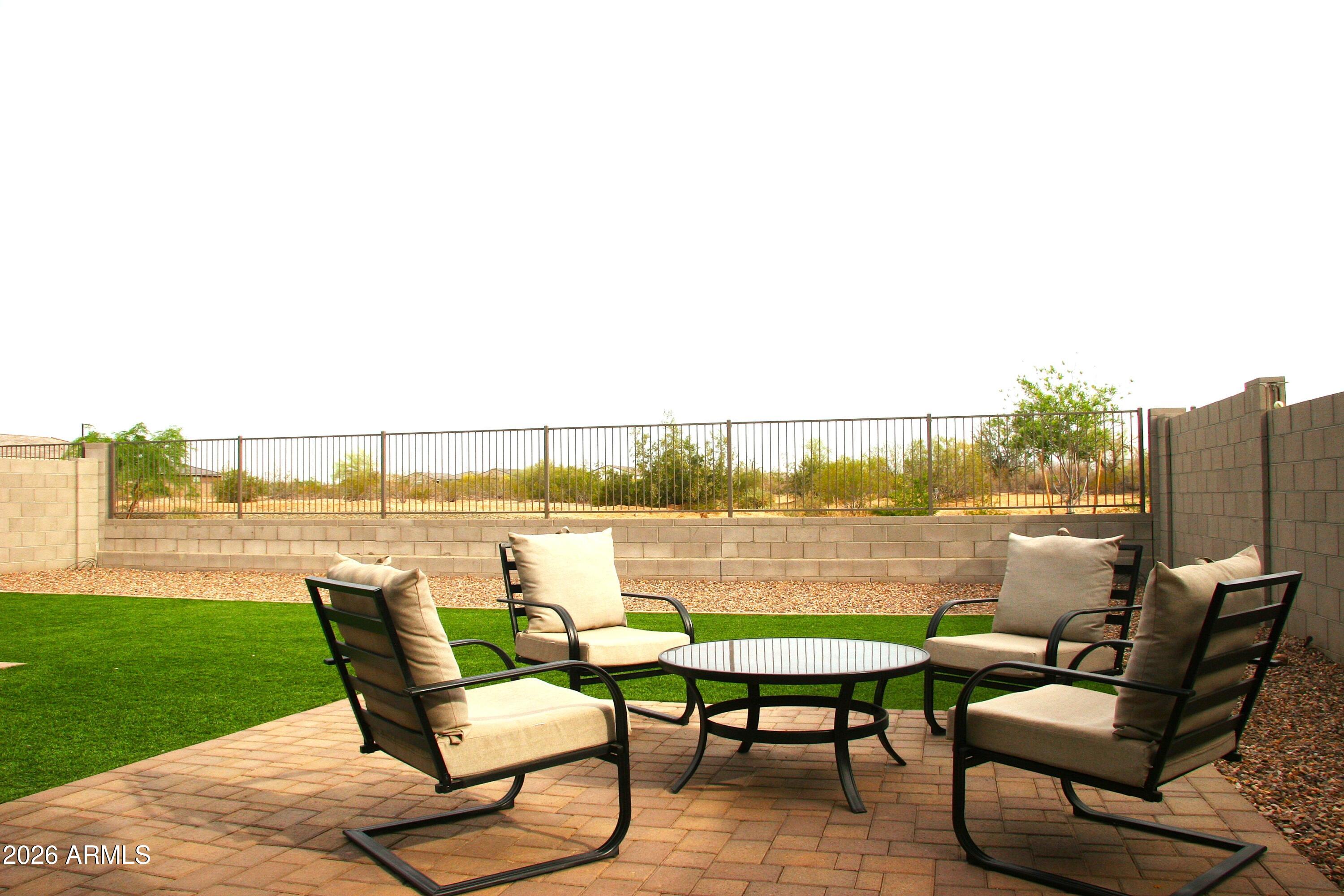 16052 W HONEYSUCKLE Drive