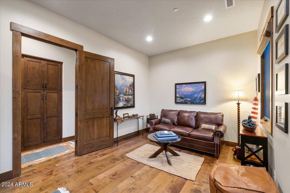 TALKING ROCK RANCH PHASE 2-C LOT 30 CONT. 1.07AC SEC 22-16-3W M&P 49/64-65 - Residential