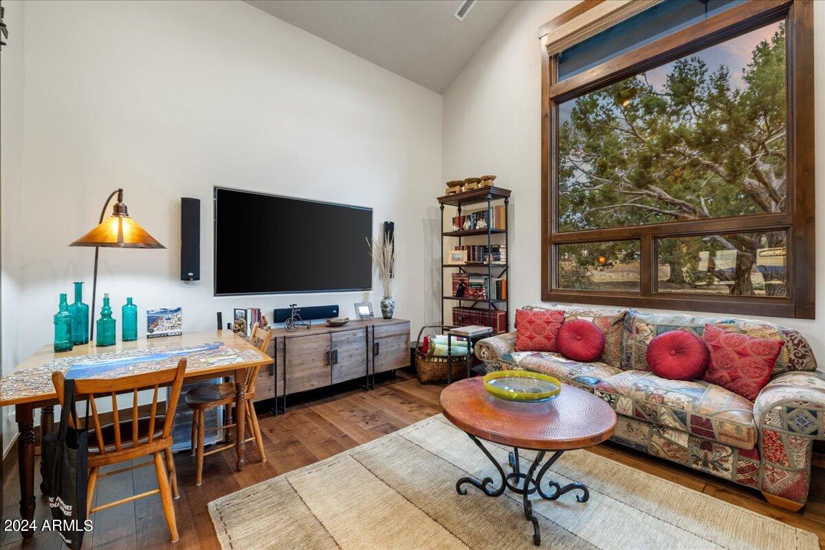 TALKING ROCK RANCH PHASE 2-C LOT 30 CONT. 1.07AC SEC 22-16-3W M&P 49/64-65 - Residential