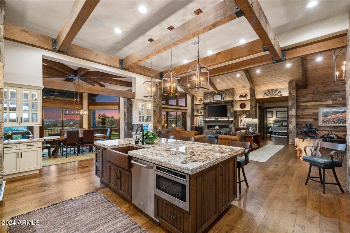 TALKING ROCK RANCH PHASE 2-C LOT 30 CONT. 1.07AC SEC 22-16-3W M&P 49/64-65 - Residential