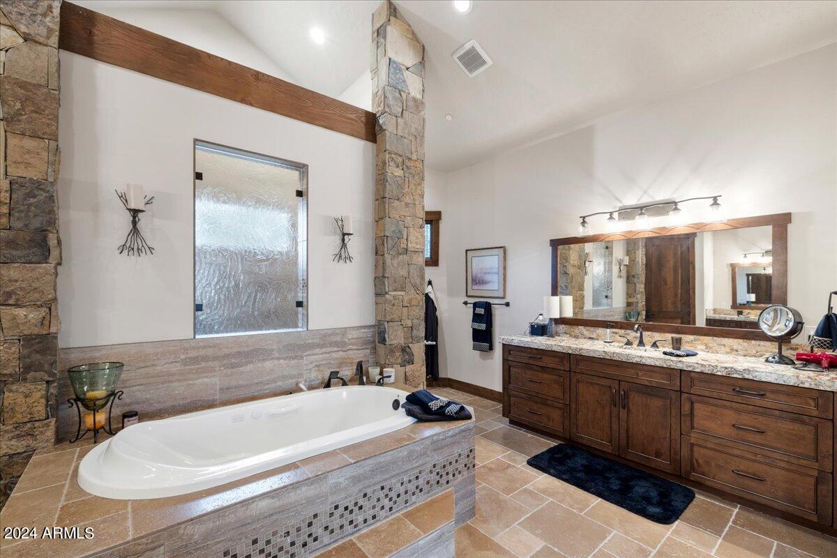 TALKING ROCK RANCH PHASE 2-C LOT 30 CONT. 1.07AC SEC 22-16-3W M&P 49/64-65 - Residential