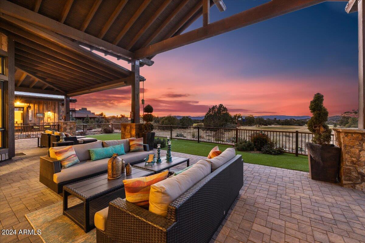 TALKING ROCK RANCH PHASE 2-C LOT 30 CONT. 1.07AC SEC 22-16-3W M&P 49/64-65 - Residential