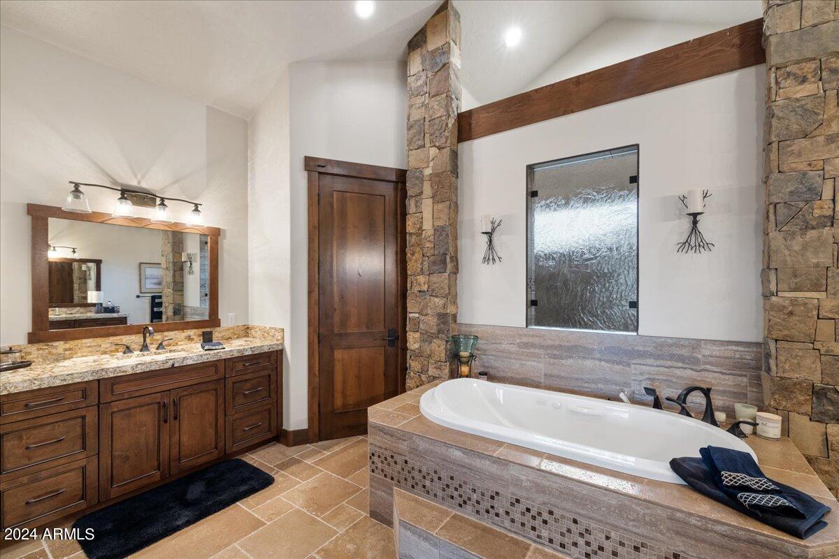 TALKING ROCK RANCH PHASE 2-C LOT 30 CONT. 1.07AC SEC 22-16-3W M&P 49/64-65 - Residential