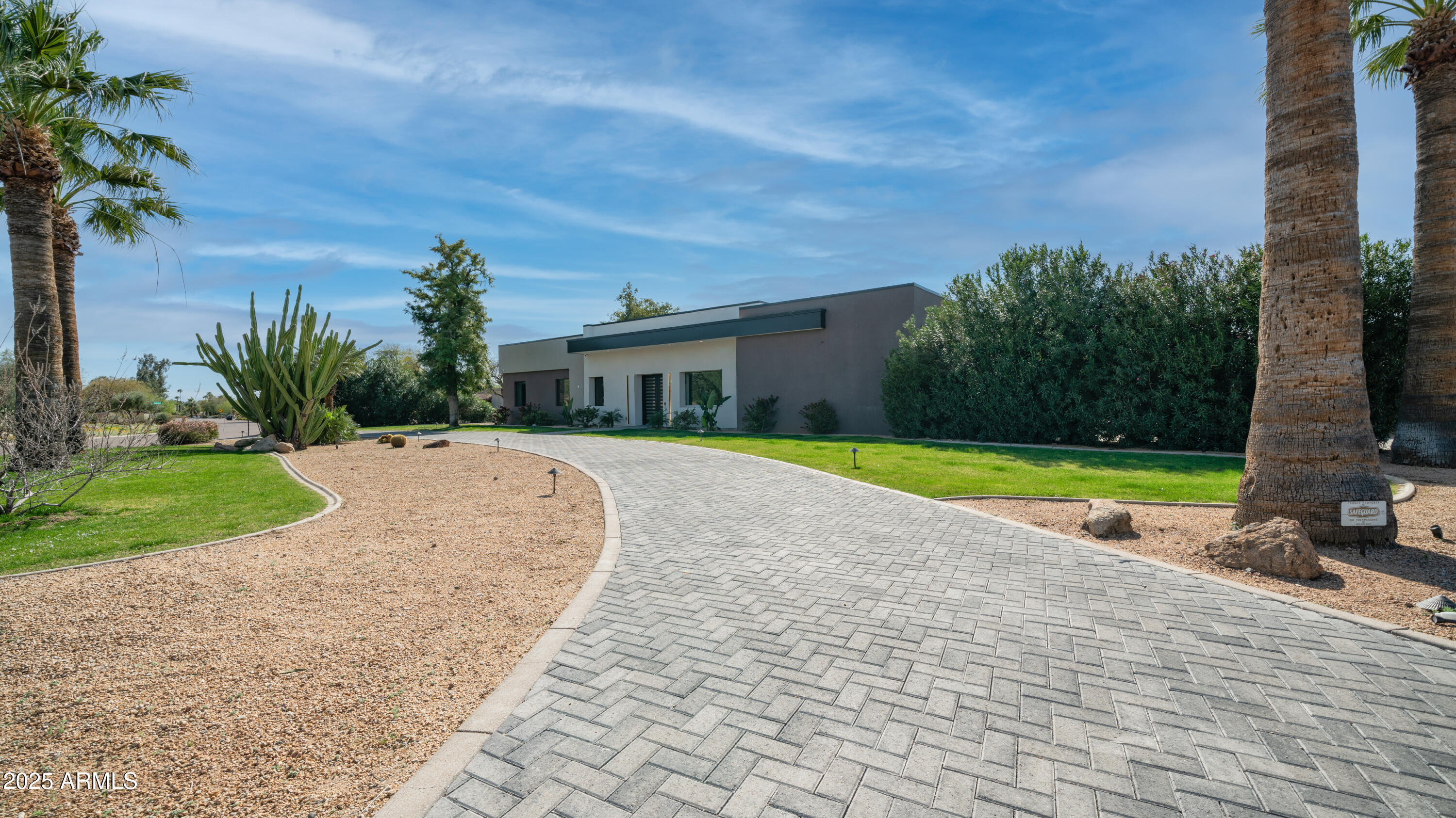 7417 E Paradise Drive