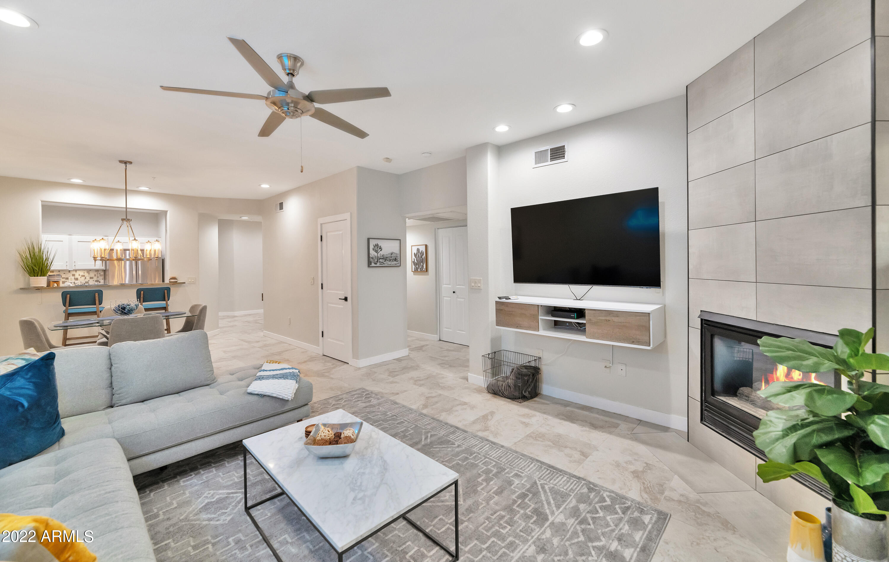 7021 E EARLL Drive 103