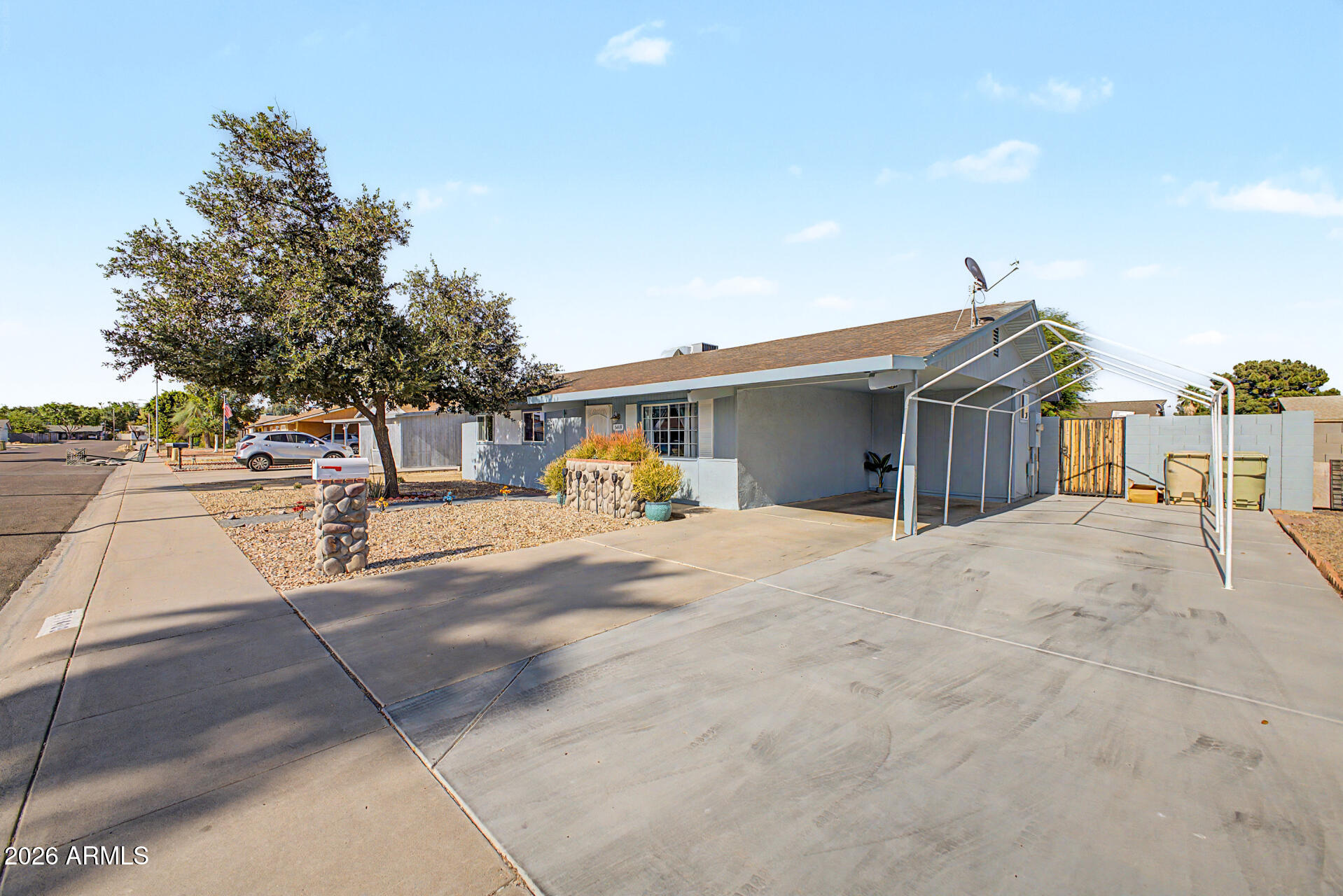 11409 N 57TH Drive