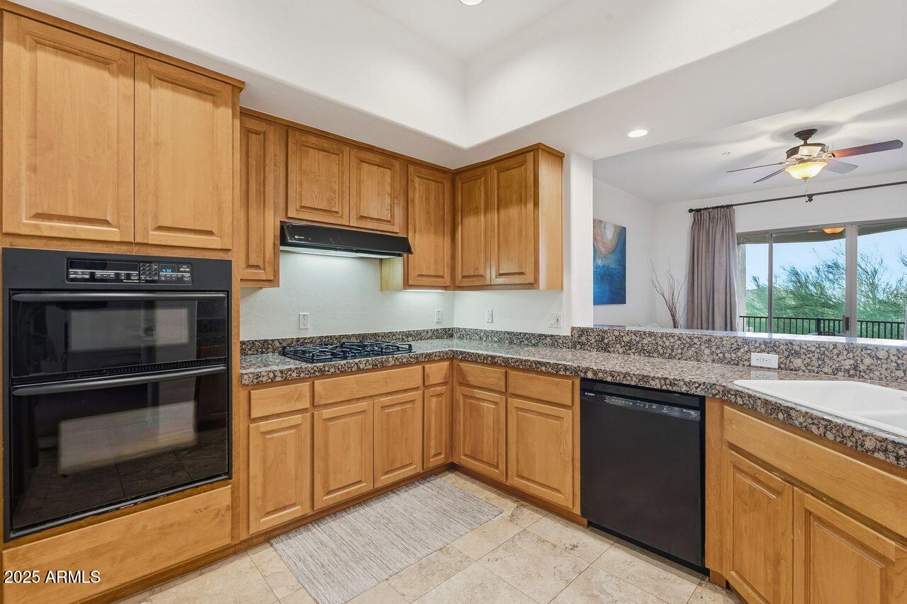 14850 E GRANDVIEW Drive 206