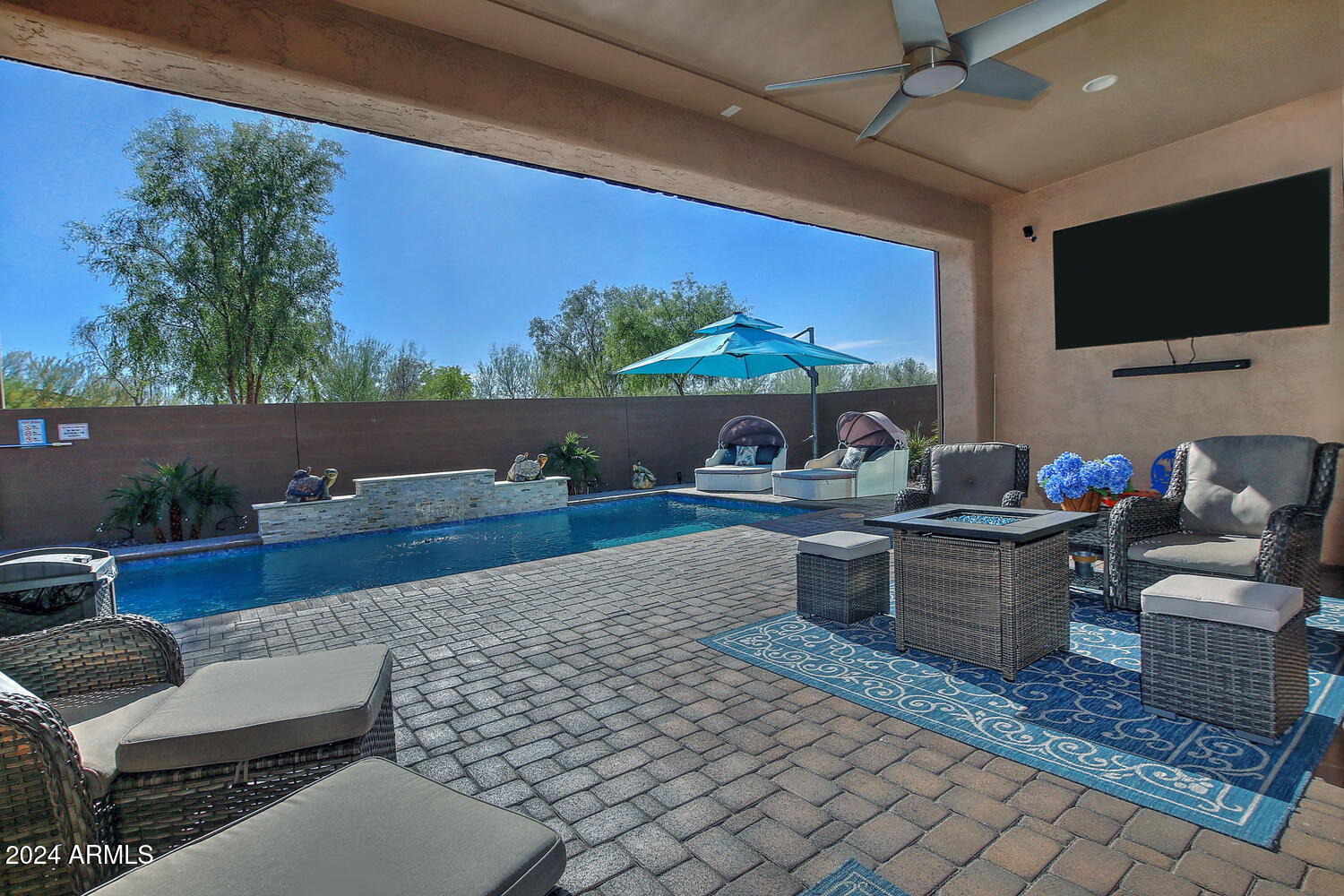 7387 W CACTUS WREN Way W
