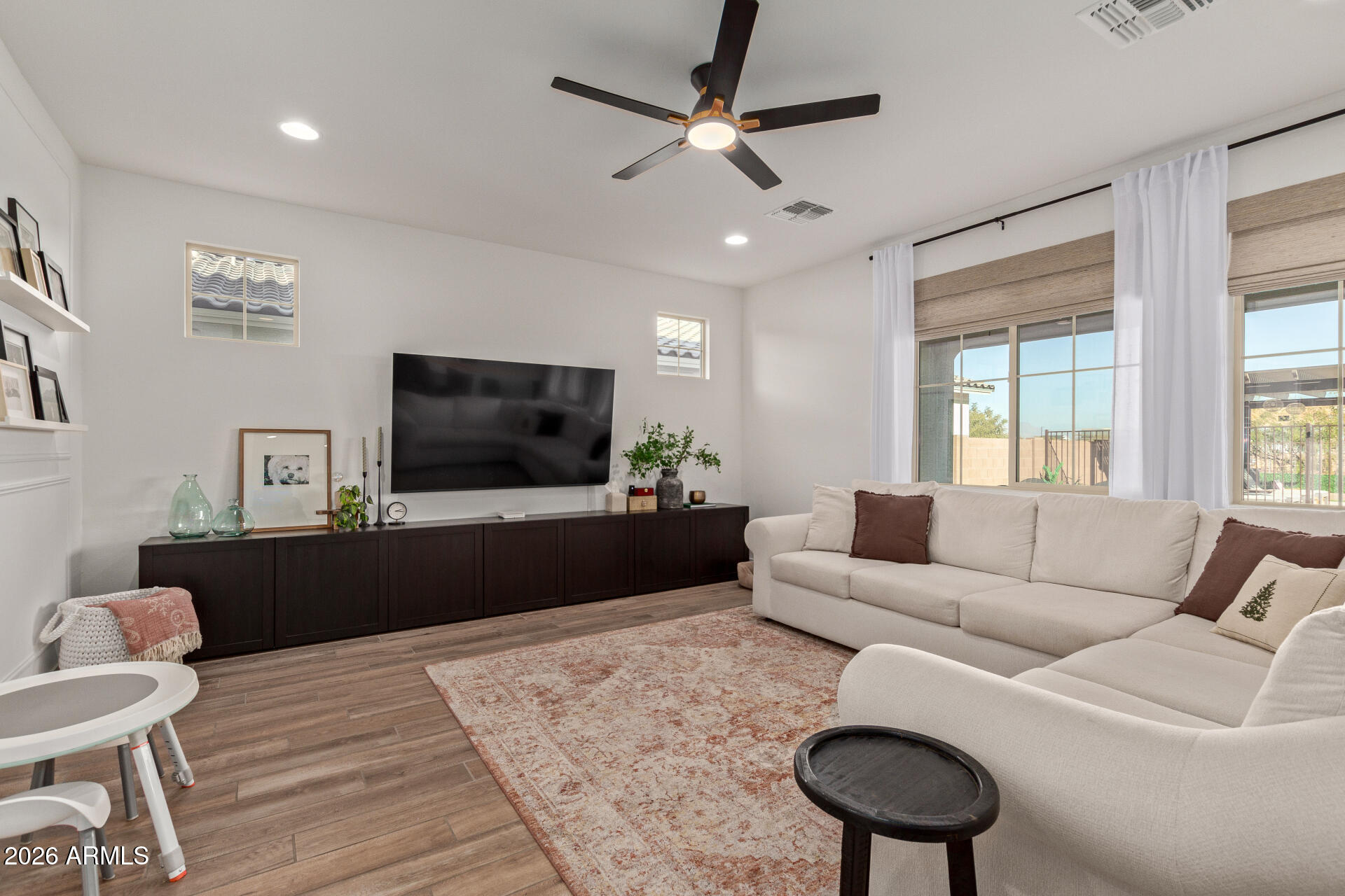 5629 S Veneto --
