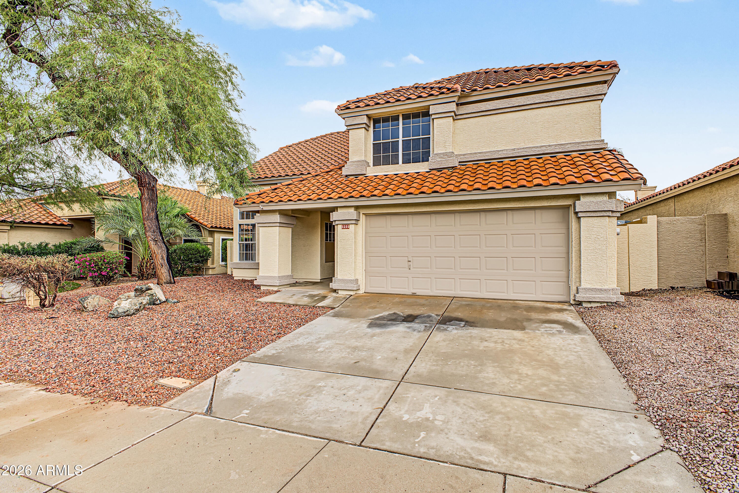 1210 E AMBERWOOD Drive