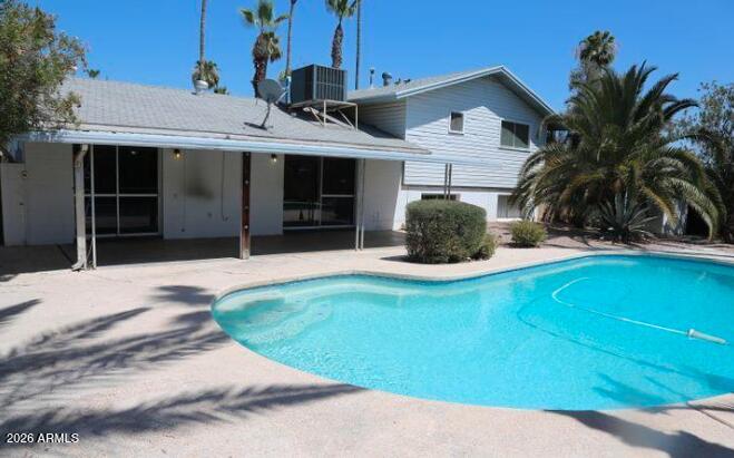 3530 S POPLAR Street