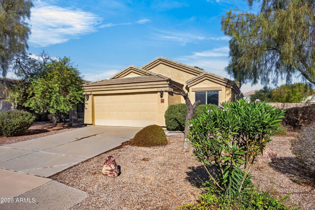 Photo of 18836 N Lousandra Drive, Maricopa, AZ 85138 (MLS # 7080572)