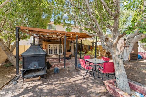 A home in Waddell