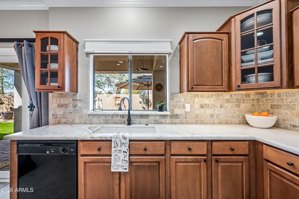 Photo of 1048 E Iris Drive, Chandler, AZ 85286 (MLS # 6990527)