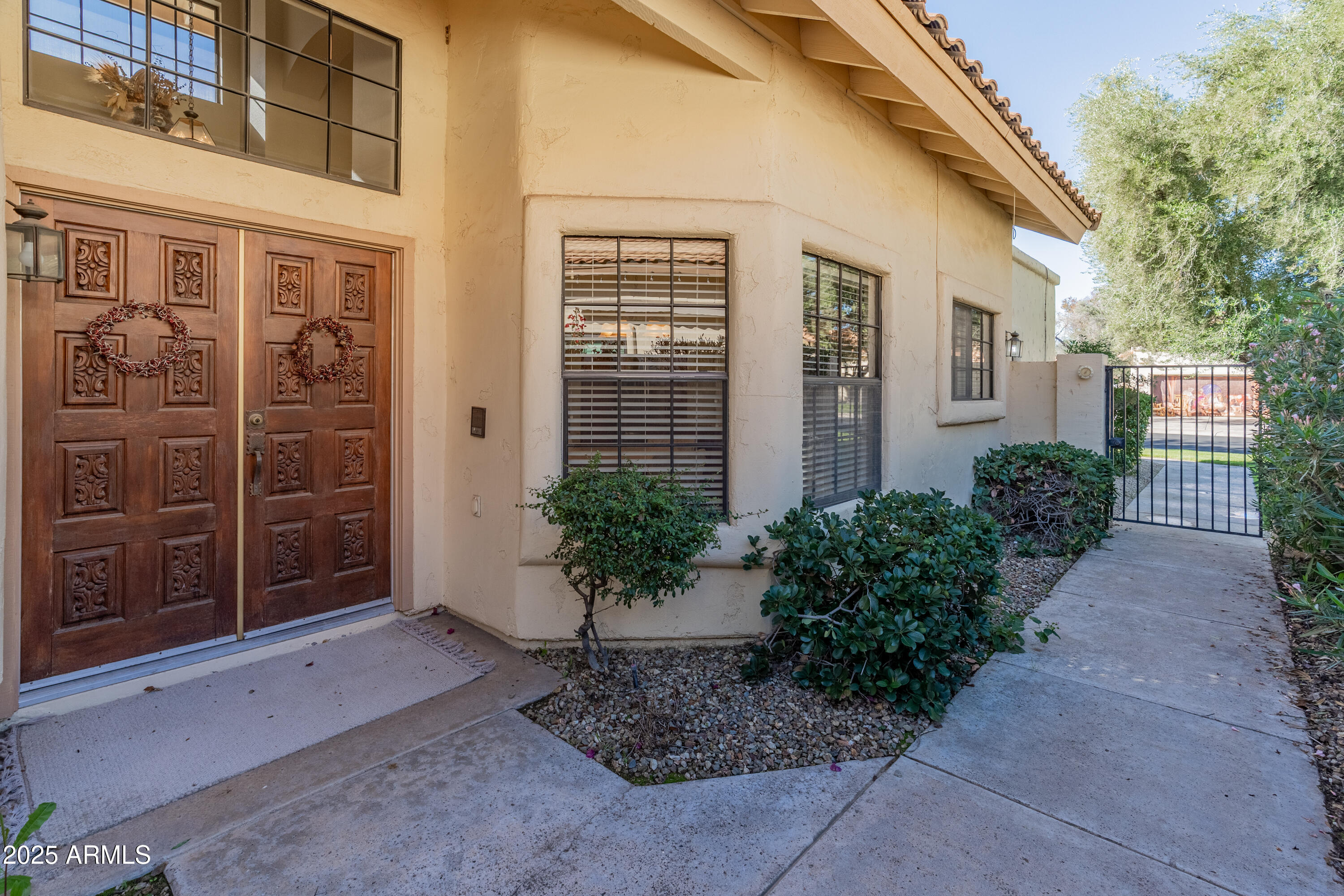 Scottsdale, Arizona 85260, United States, 2 Bedrooms Bedrooms, ,2 BathroomsBathrooms,Residential,Pending,254902