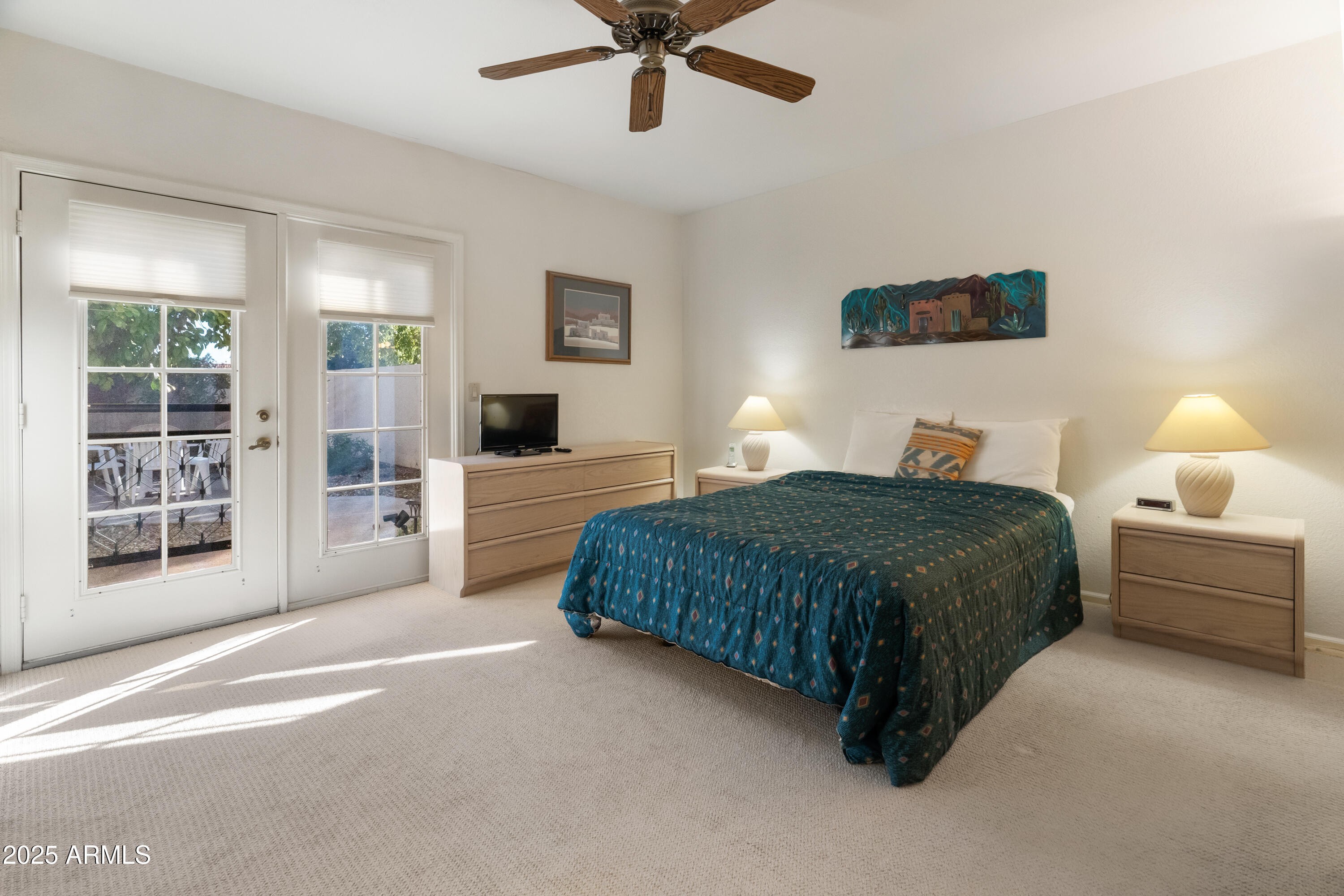 Scottsdale, Arizona 85260, United States, 2 Bedrooms Bedrooms, ,2 BathroomsBathrooms,Residential,Pending,254902