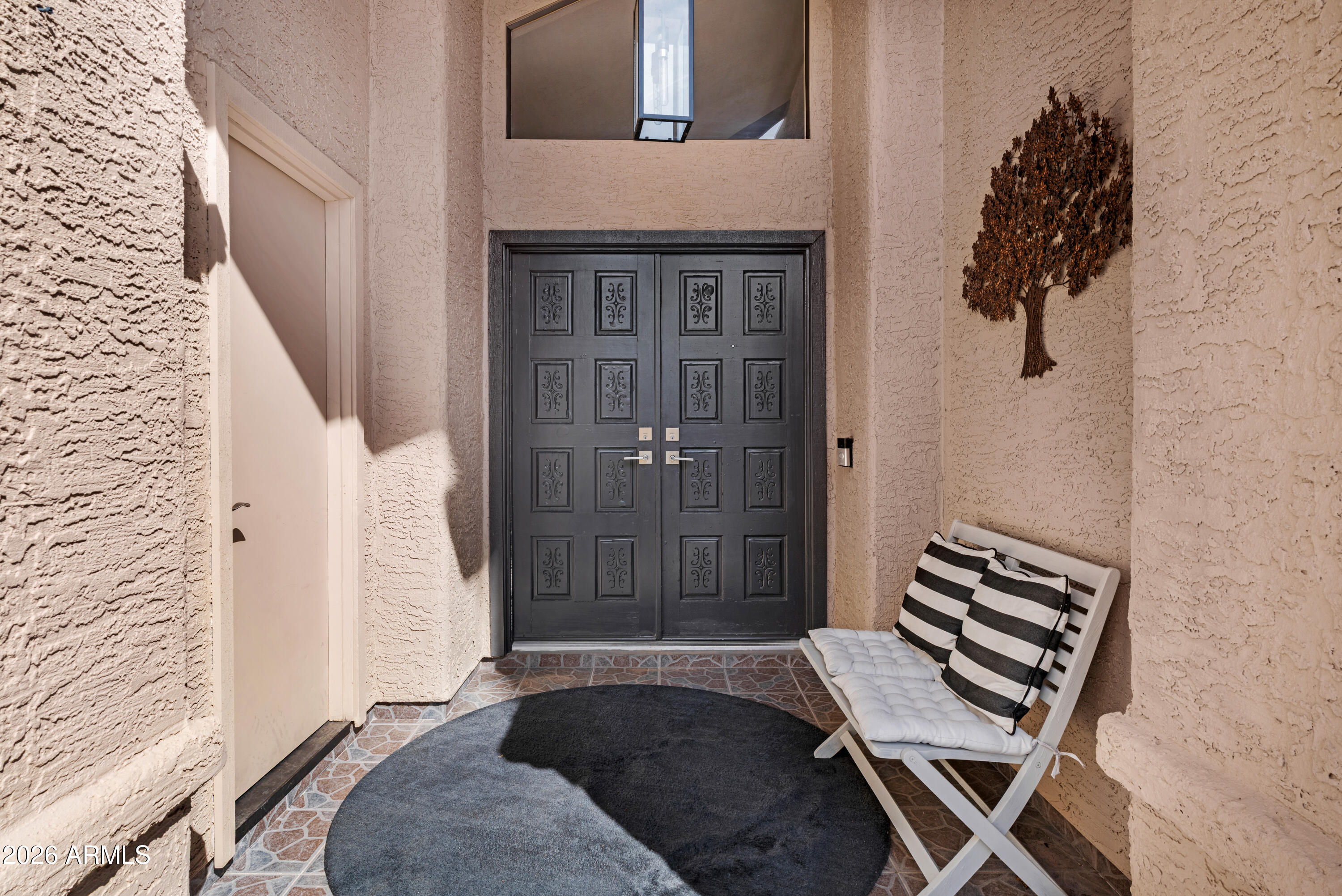 25821 S HOLLYGREEN Drive