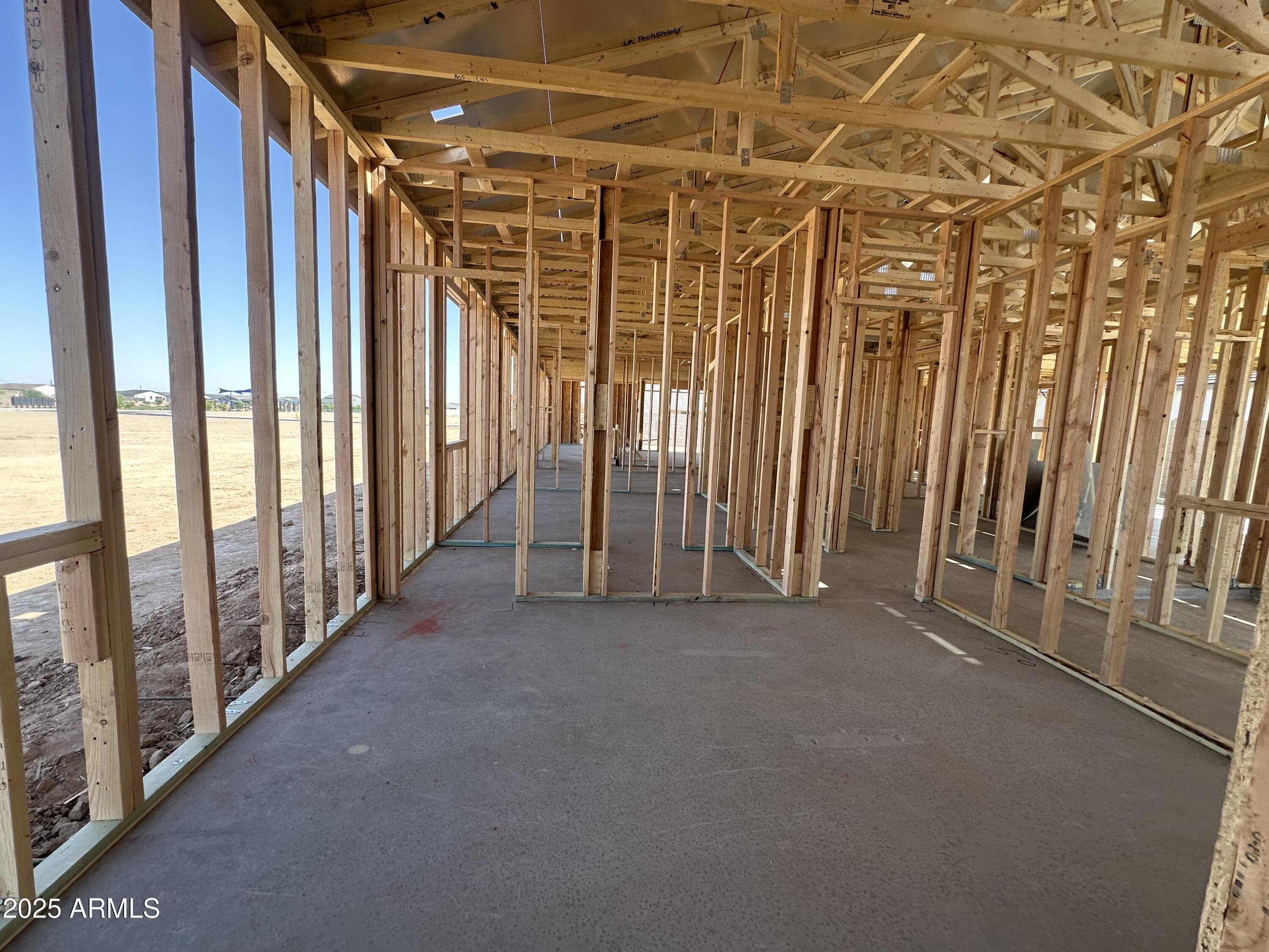 Homes 4 47219 W PECAN WOODS --