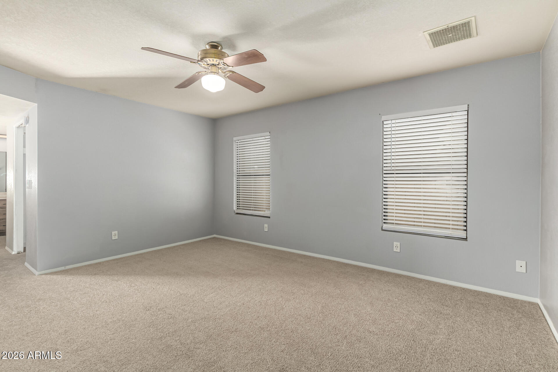 2435 E KENWOOD Circle