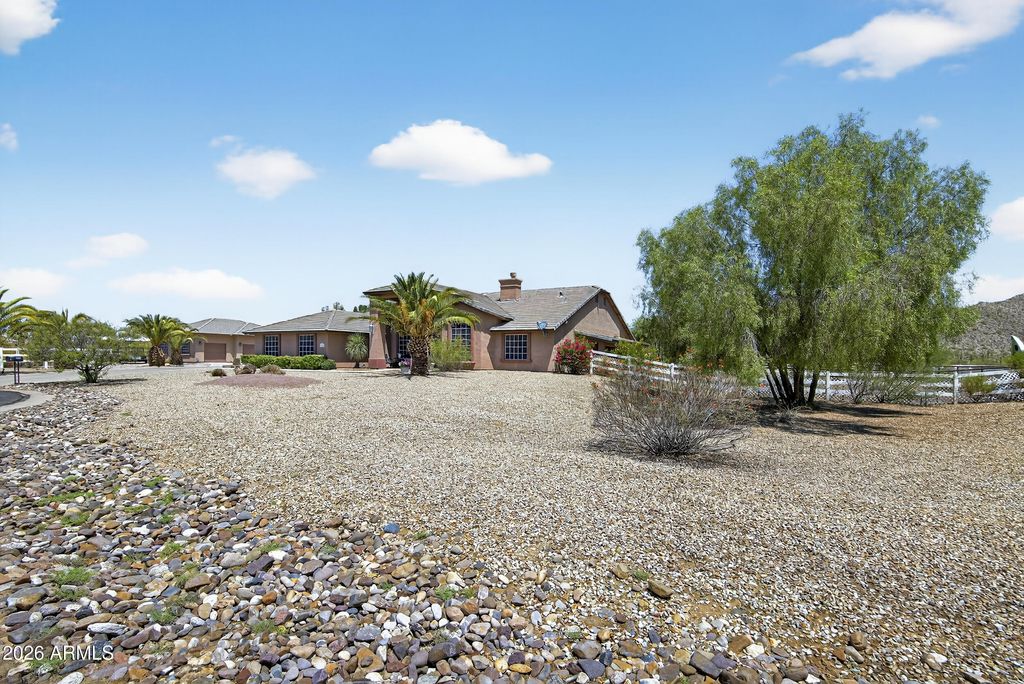 Photo of 9370 W Weaver Circle, Casa Grande, AZ 85194 (MLS # 6966714)