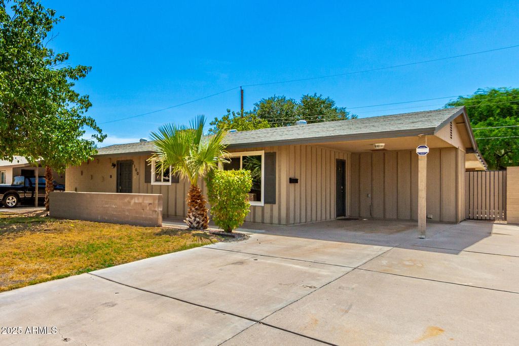 Photo of 2100 N Normal Avenue, Tempe, AZ 85288 (MLS # 6884164)