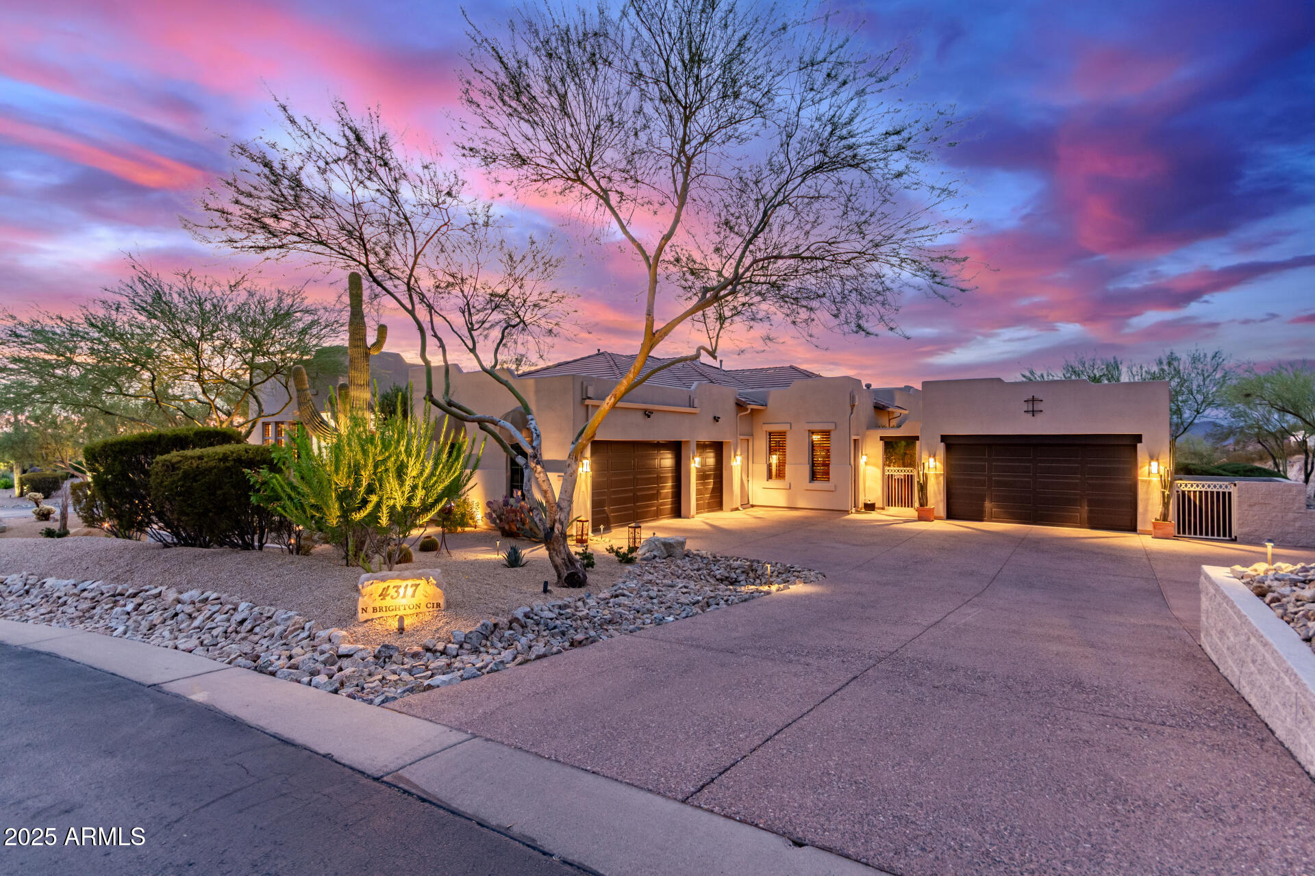 4317 N BRIGHTON Circle