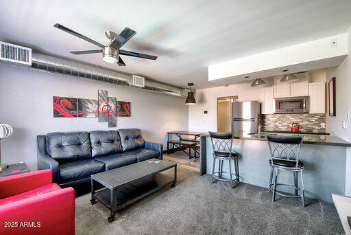 461 W HOLMES Avenue 308