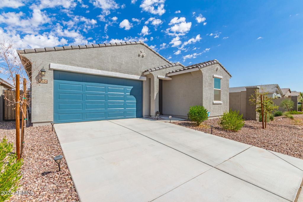 Photo of 17404 W Sunnyslope Lane, Waddell, AZ 85355 (MLS # 6921289)
