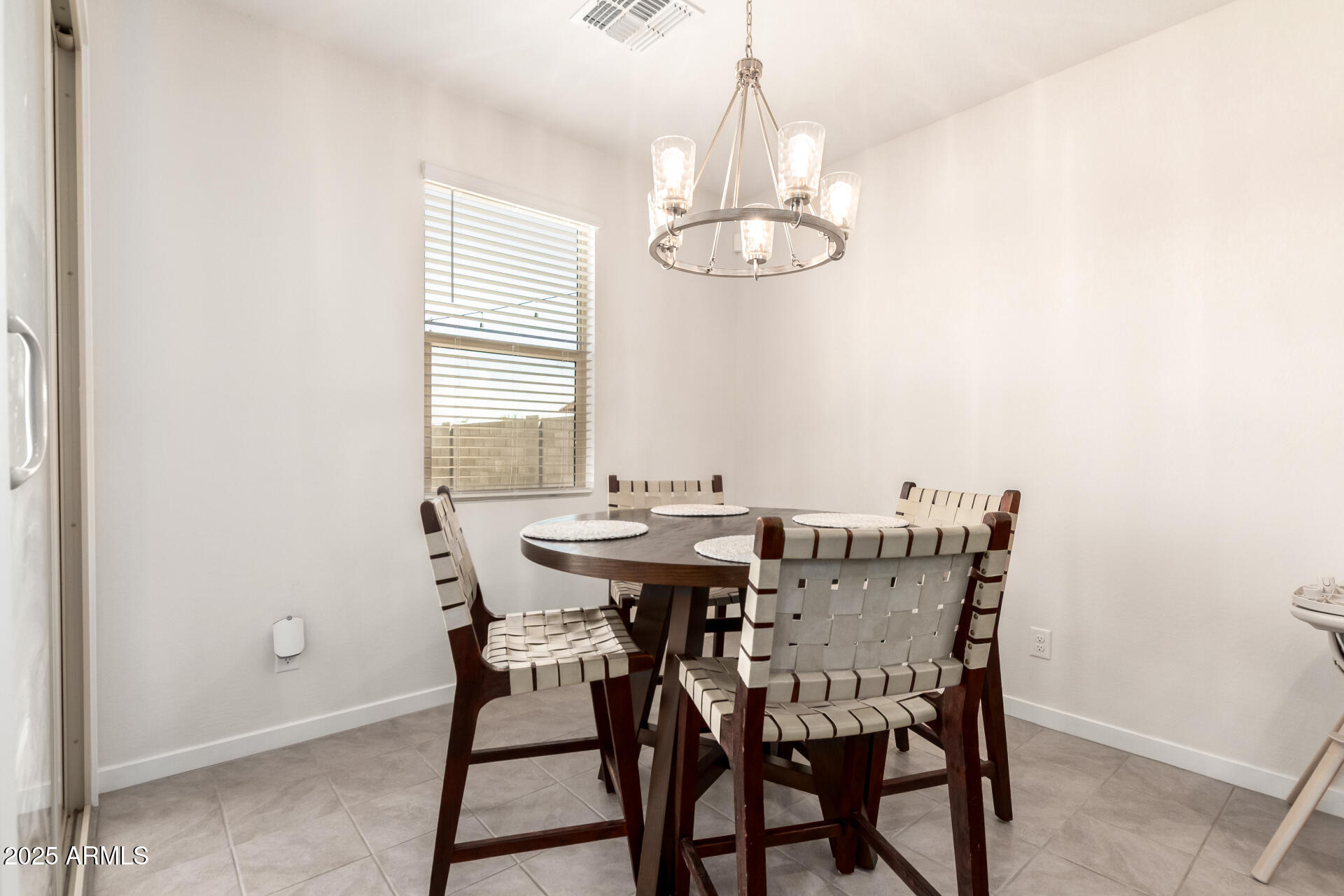 17404 W SUNNYSLOPE Lane