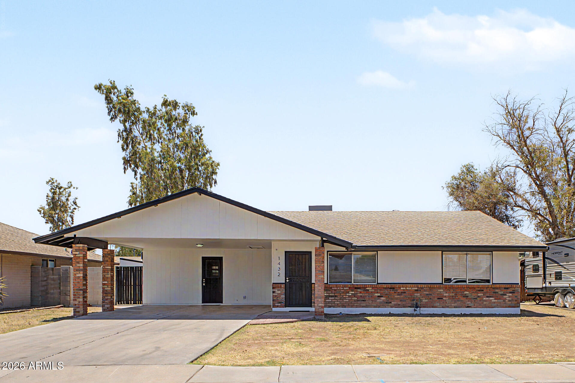 1432 S Oracle --