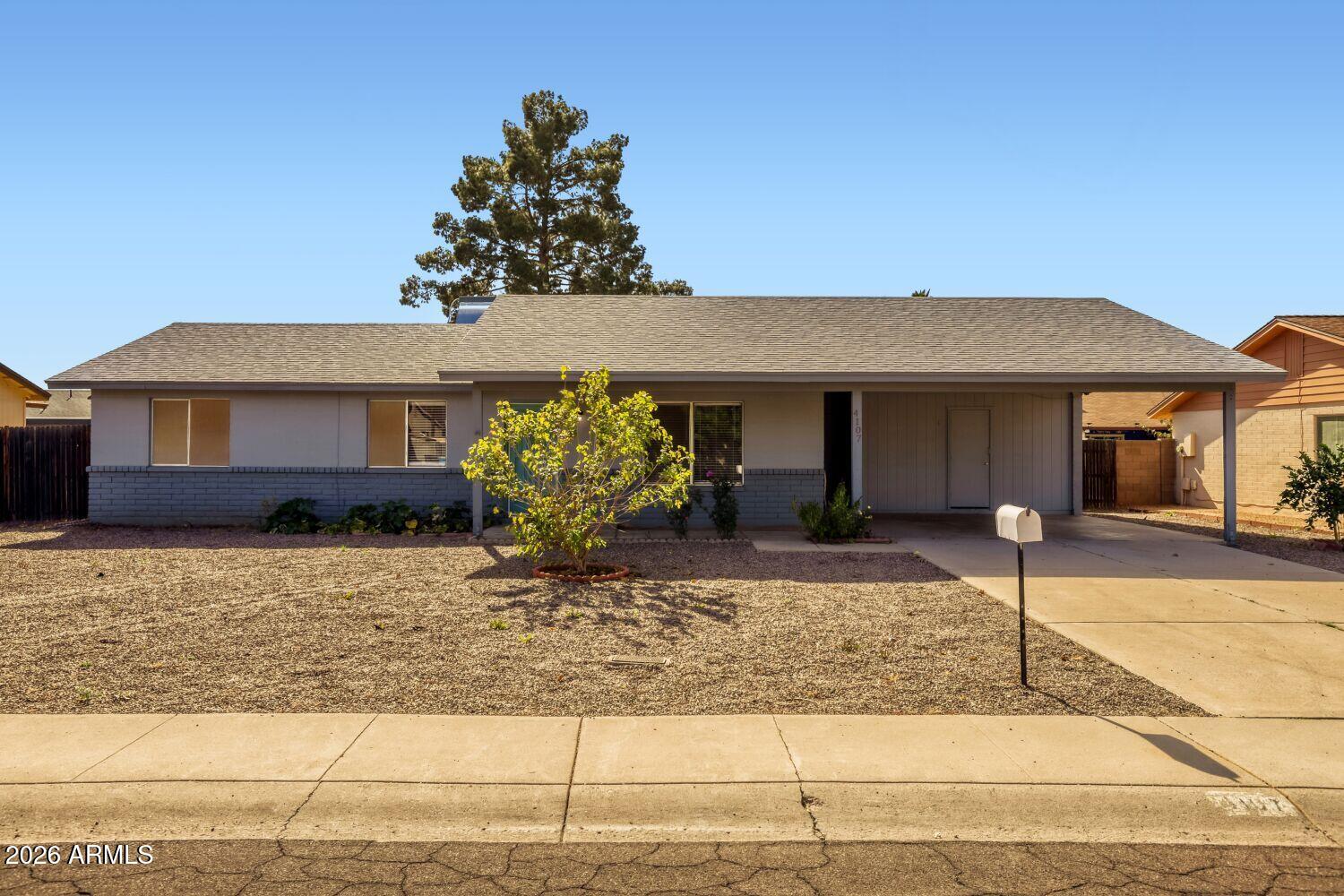 4107 W POINSETTIA Drive