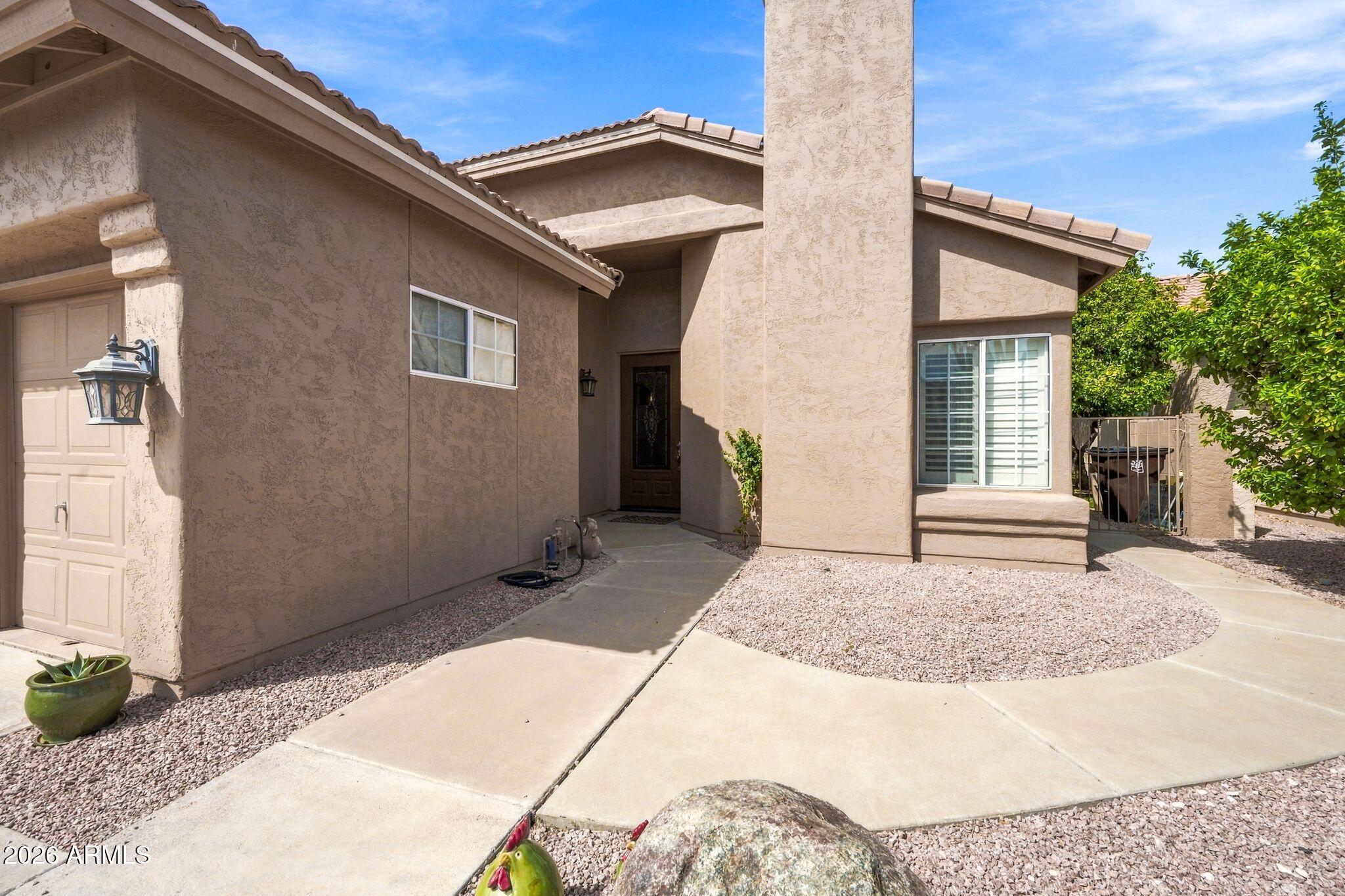 10918 E NAVAJO Drive