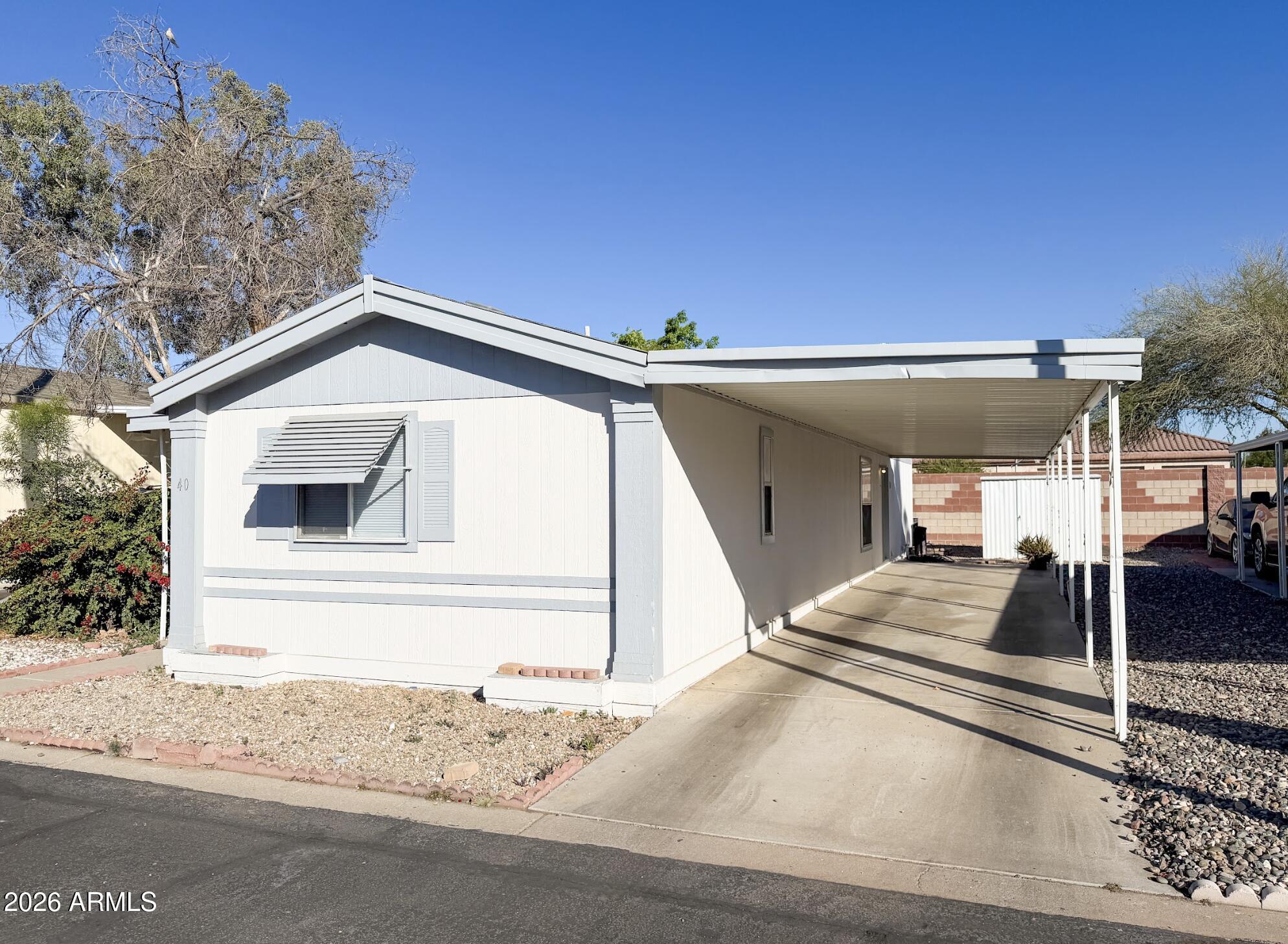 7920 W GLENDALE Avenue 40