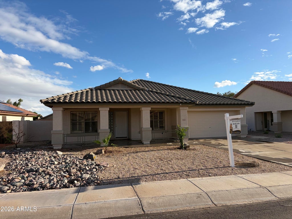 Photo of 10001 W Potter Drive, Peoria, AZ 85382 (MLS # 7090744)