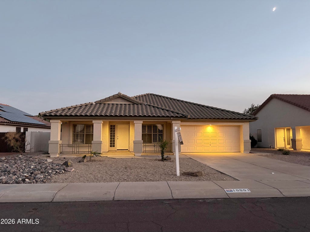Photo of 10001 W Potter Drive, Peoria, AZ 85382 (MLS # 7090744)