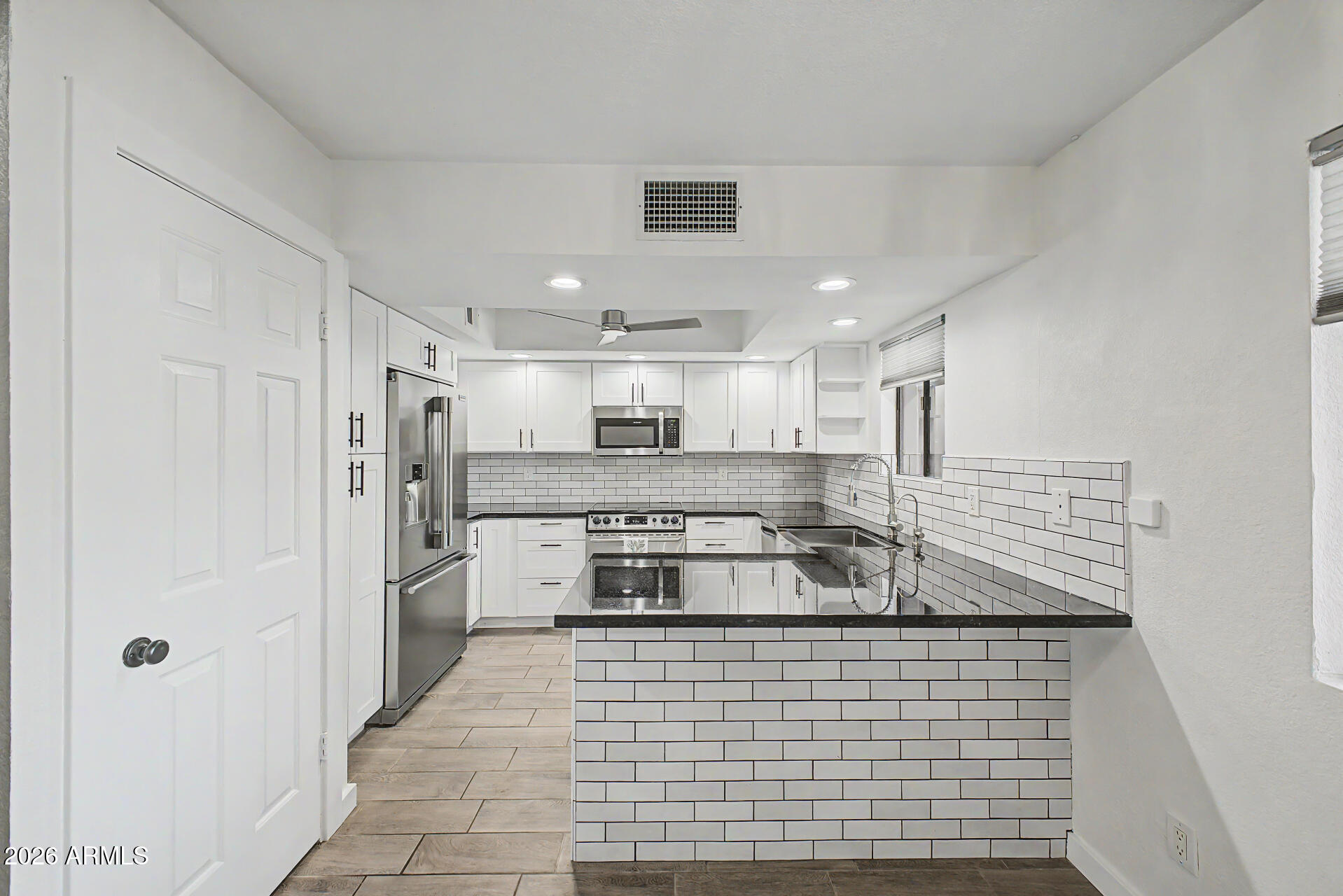 12222 N PARADISE VILLAGE Parkway S 107