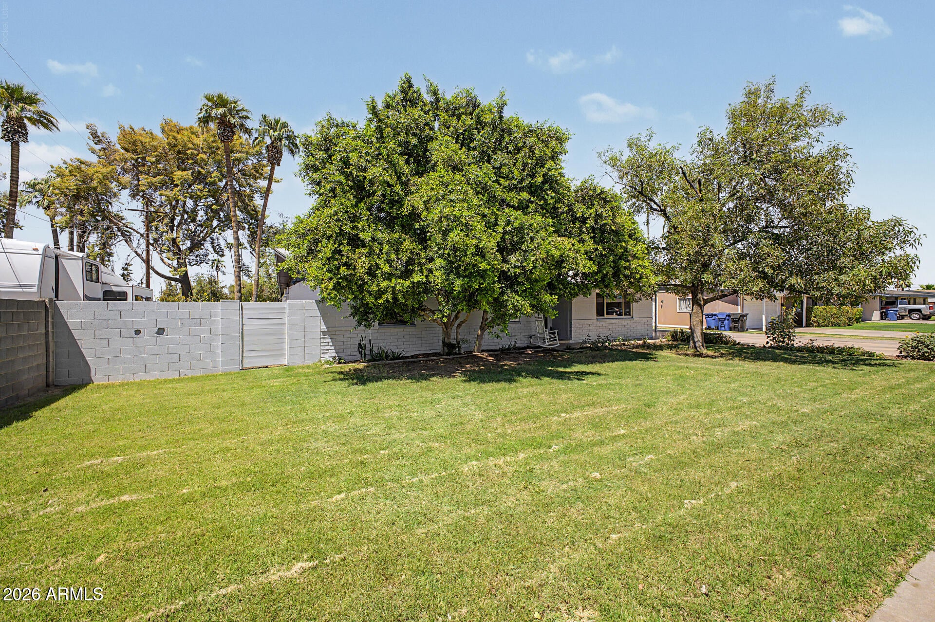 820 N LESUEUR --