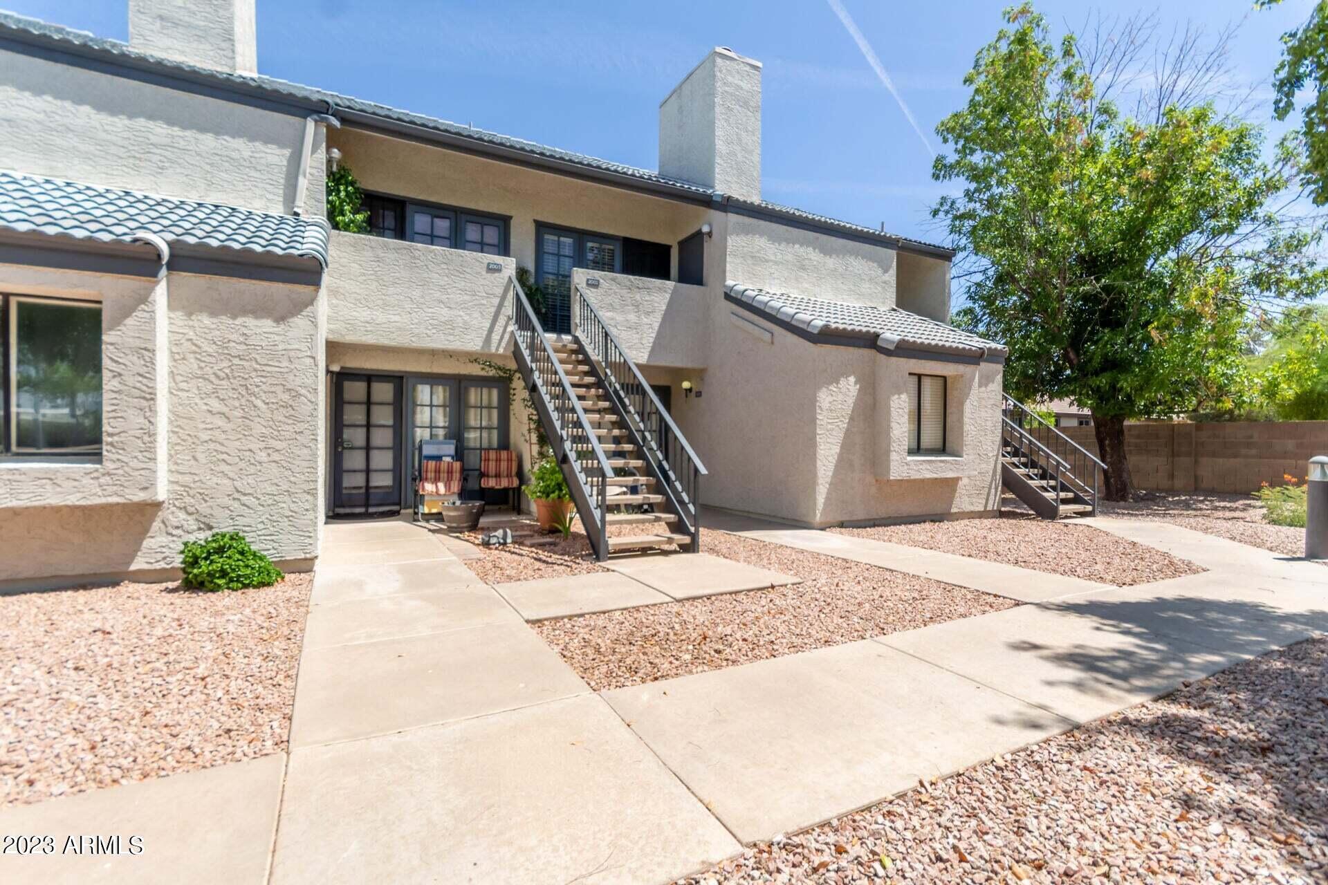 3716 E UNIVERSITY Drive 2002
