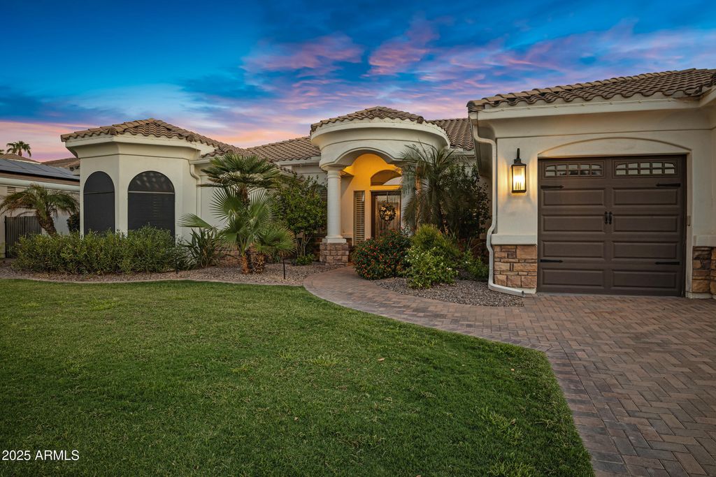 Photo of 911 E Kaibab Place, Chandler, AZ 85249 (MLS # 6921139)