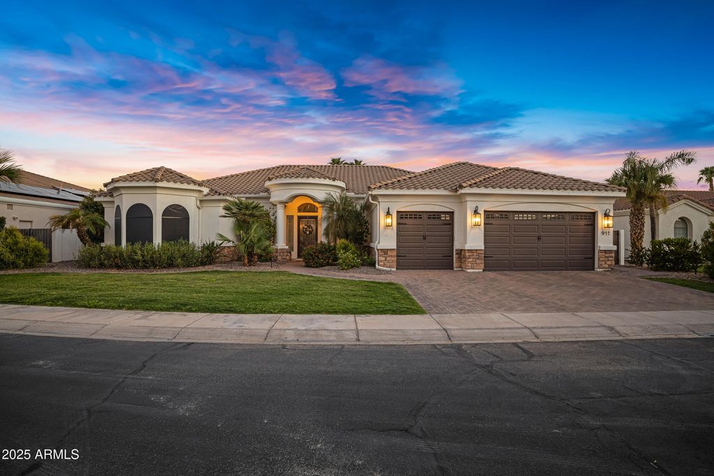 Photo of 911 E Kaibab Place, Chandler, AZ 85249 (MLS # 6921139)