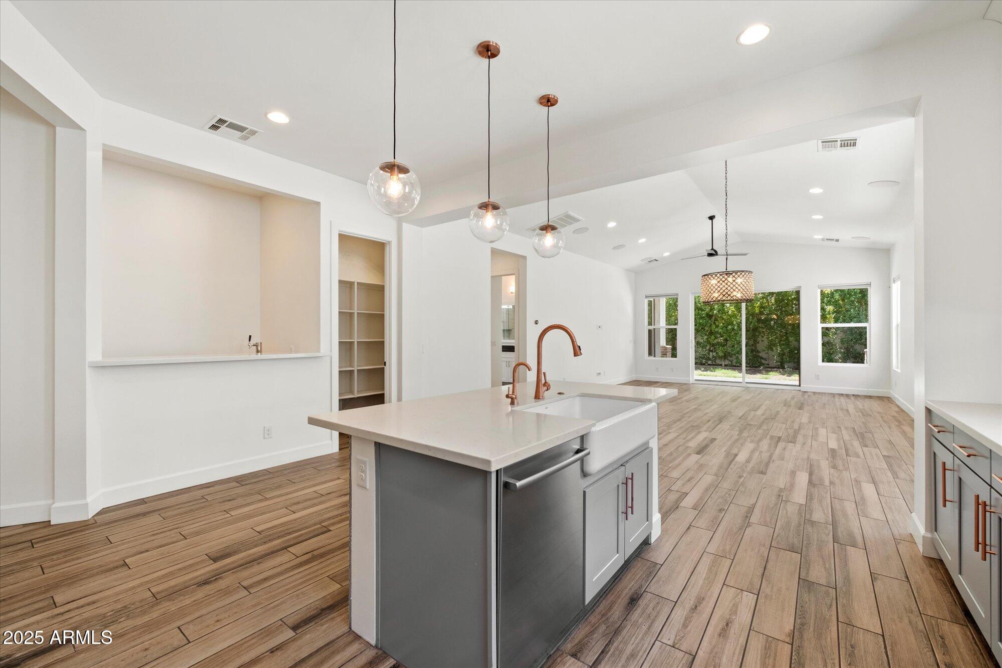 3849 E CRITTENDEN Lane