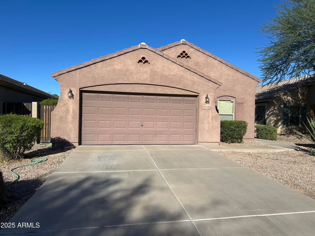 Photo of 43314 W Blazen Trail, Maricopa, AZ 85138 (MLS # 6932022)
