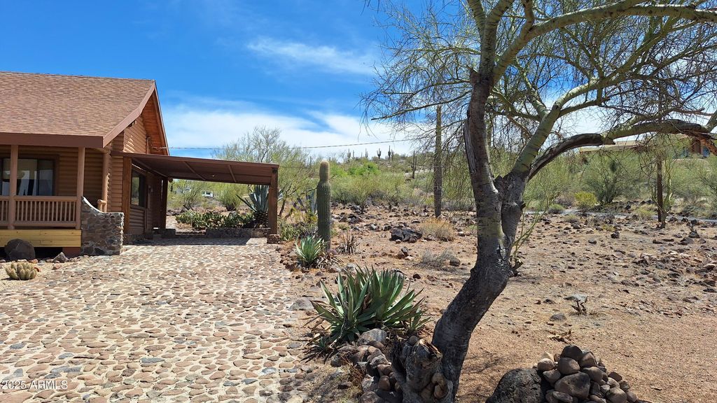 Photo of 45427 N 14th Street, New River, AZ 85087 (MLS # 6854260)