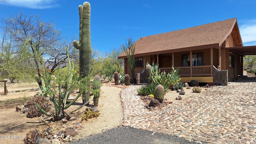 Photo of 45427 N 14th Street, New River, AZ 85087 (MLS # 6854260)