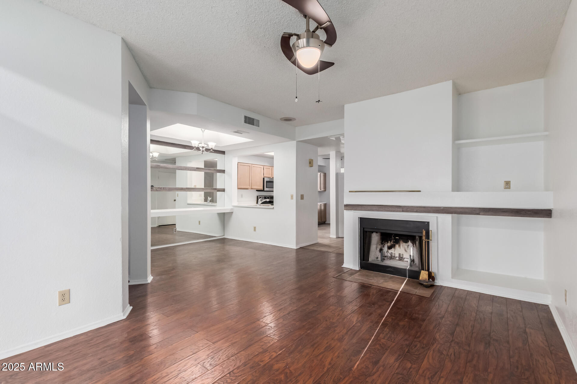 2875 W Highland Street 1102
