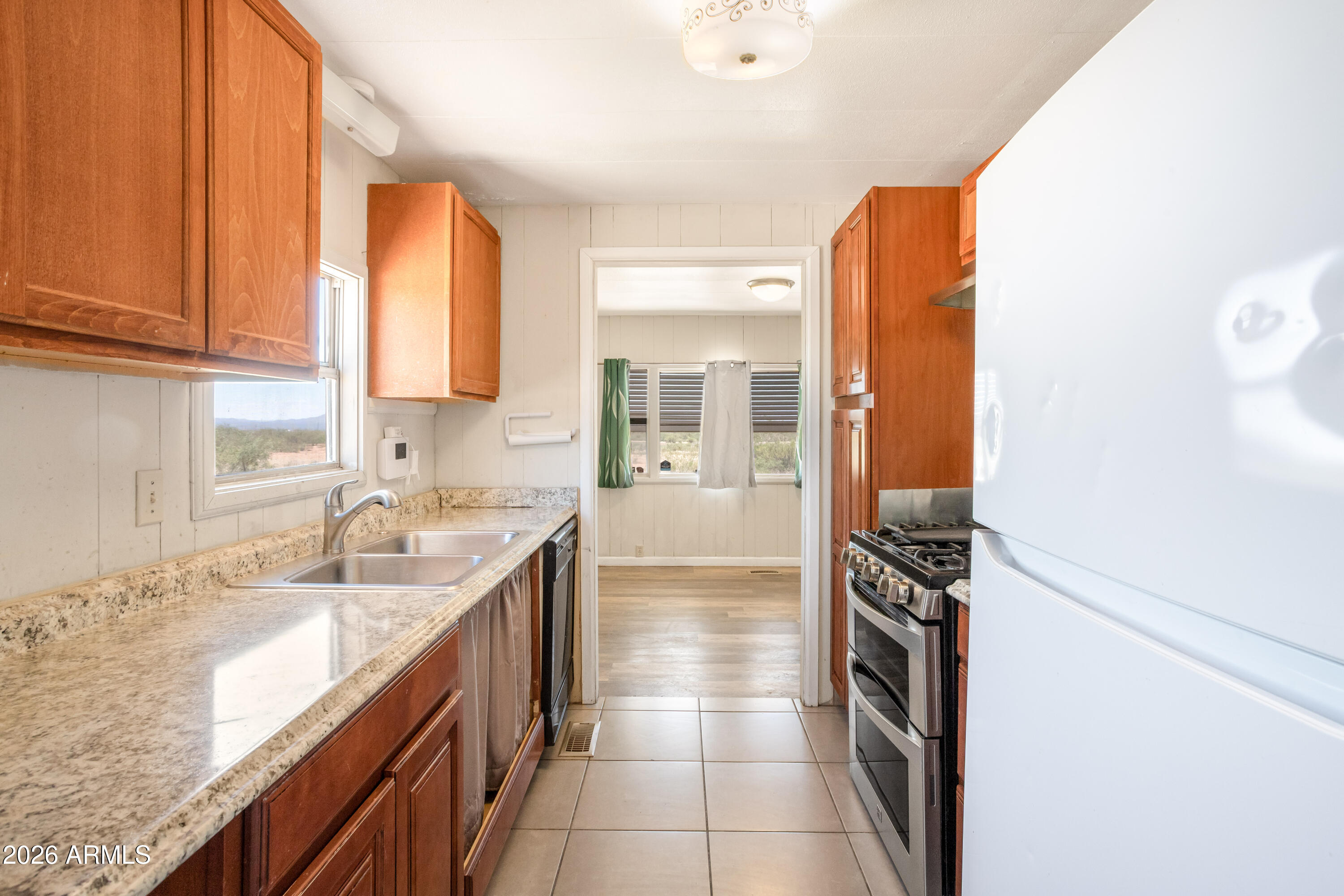 5405 E GAMBEL QUAIL Place