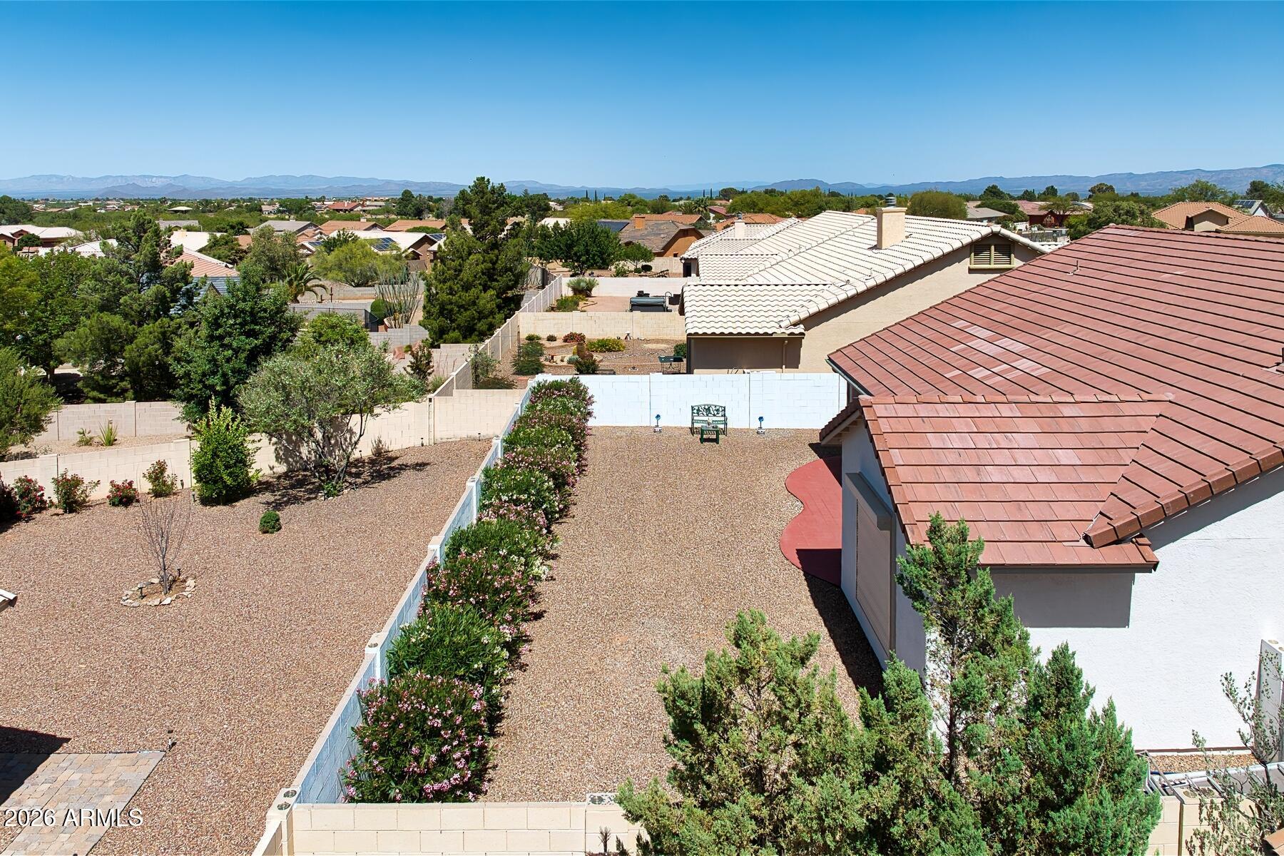 2327 GLENVIEW Drive