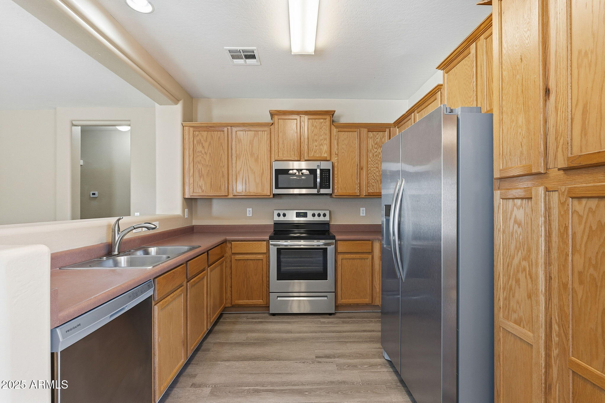 15278 W DESERT HILLS Drive