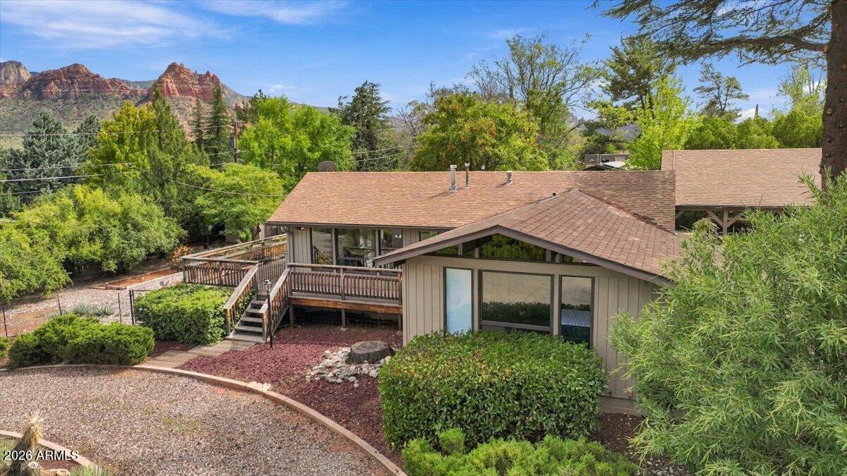 375 CAPITOL BUTTE Drive